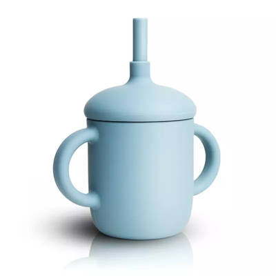 BPA मुक्त सिलिकॉन स्ट्रॉ सिप्पी कप स्पिल प्रूफ 4oz हैंडल ढक्कन के साथ